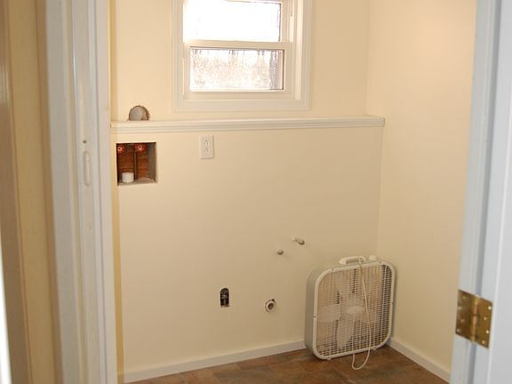 Laundry room W/D hook-ups