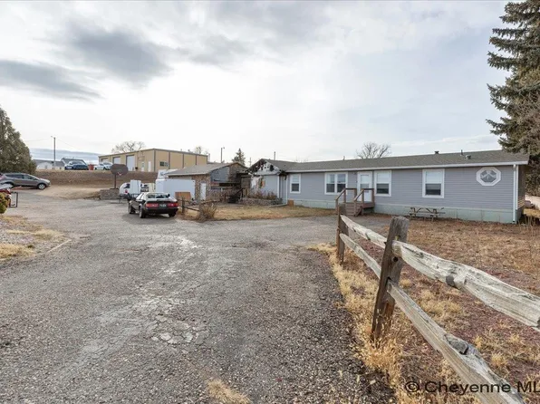4320 Ridge Rd, Cheyenne, WY 82001