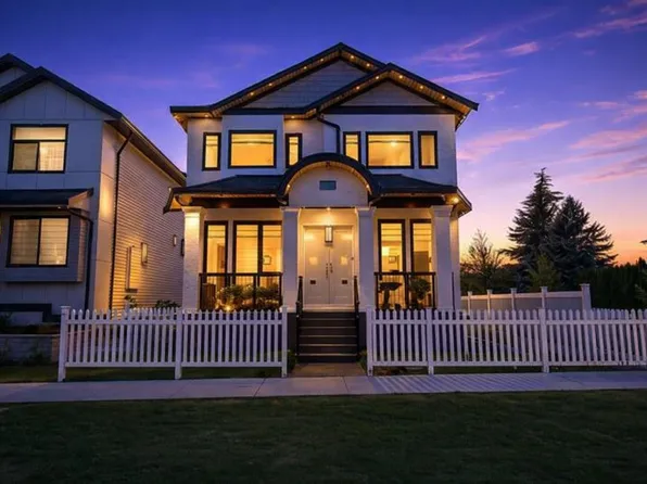 7079 194a St, Surrey, BC V4N 1N2