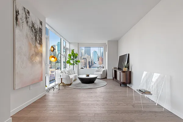 Sold by Douglas Elliman | media 18