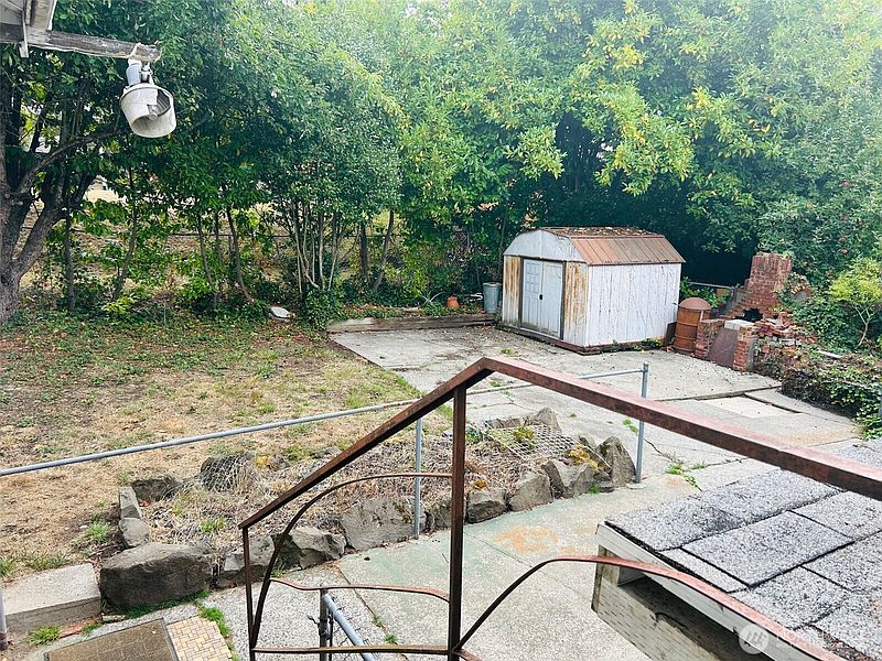 3rd image of 6538 51st Avenue S