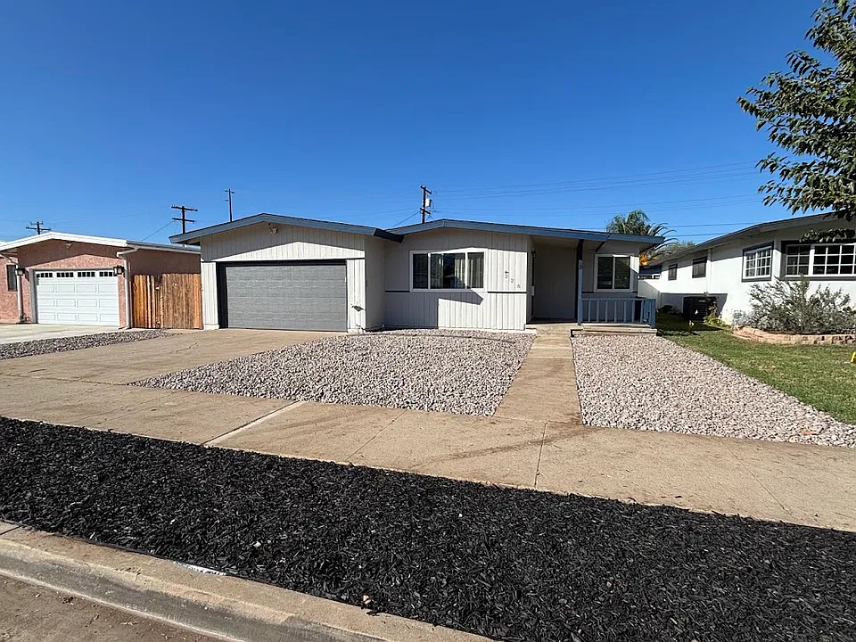 228 Joyce St