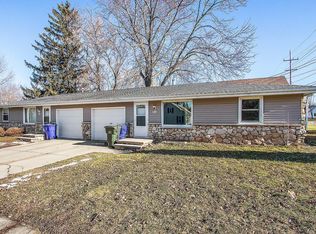 912 Brill Rd, Kaukauna, WI 54130