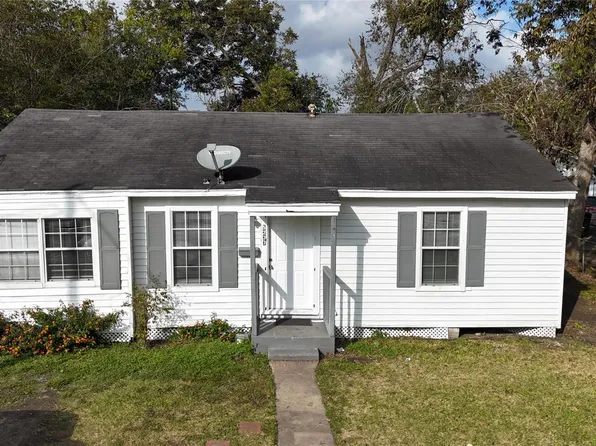 5237 Carmen St, Houston, TX 77033