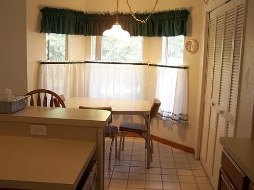 4th image of 2726 Cahill Way