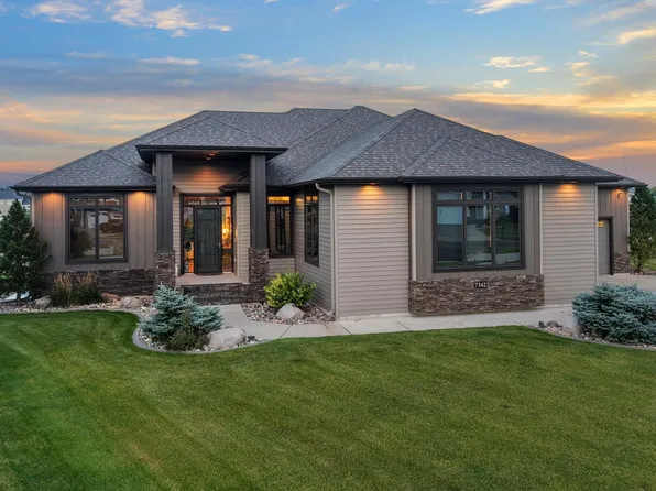 7342 15th St S, Fargo, ND 58104