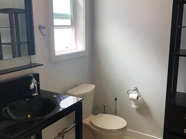 2315 43rd Ave E #103 — Photo 6