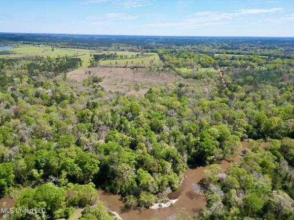 Egg Farm Rd, Poplarville, MS 39470