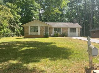 6146 Hickory Dr, Forest Park, GA 30297