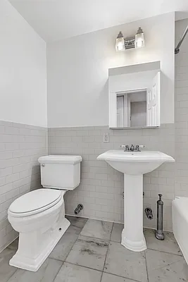 Rented by Cooper & Cooper Real Estate | media 7