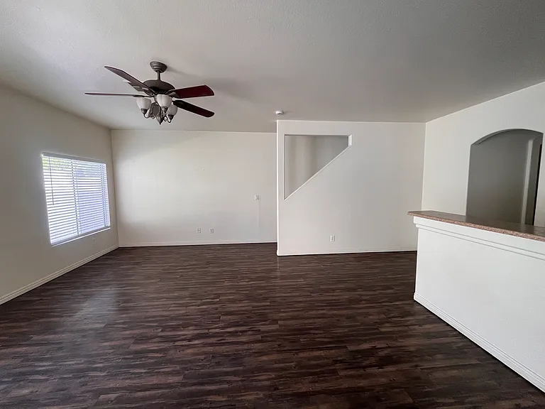2580 Lazy Saddle Dr — Photo 4