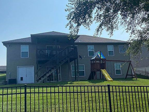 2nd image of 1734 Morgan Ct
