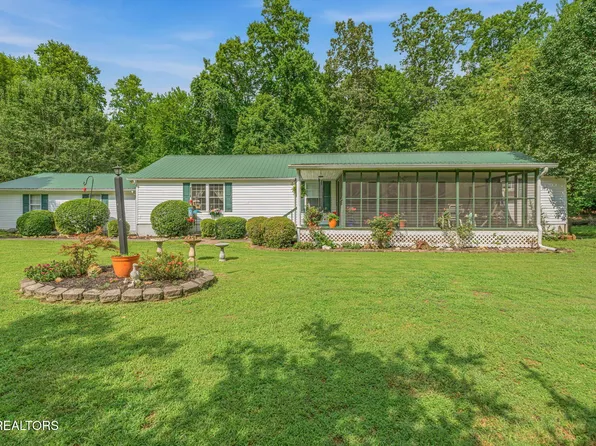 136 Holber Rd, Harriman, TN 37748