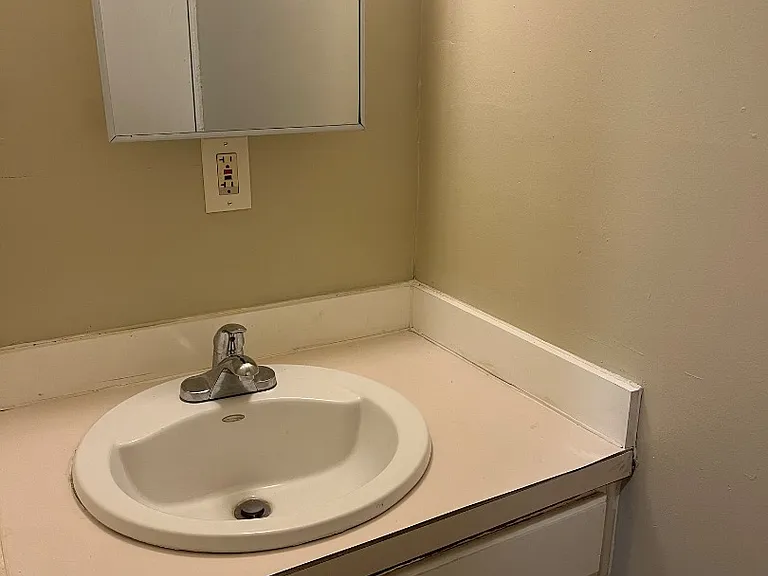 Unit Photo