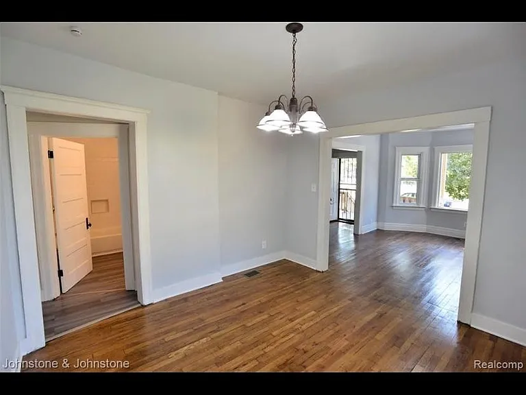 846 W Philadelphia St #846 — Photo 9