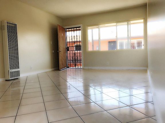 From Dinning room to Living room