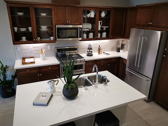 3rd image of 28667 Jardineras Dr