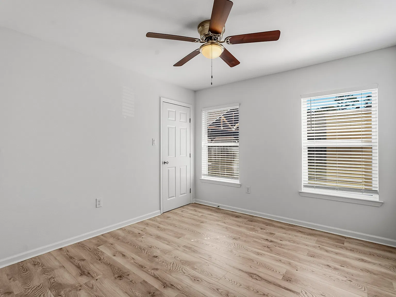 Gardendale Drive (4106) - C - 1 — Photo 4