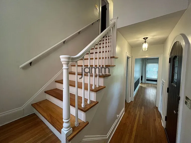 2551 Charney Rd — Photo 7