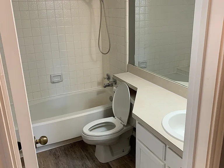 Matthews Dr — Photo 9