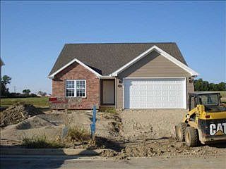 2nd image of 204 Spring Ridge Dr