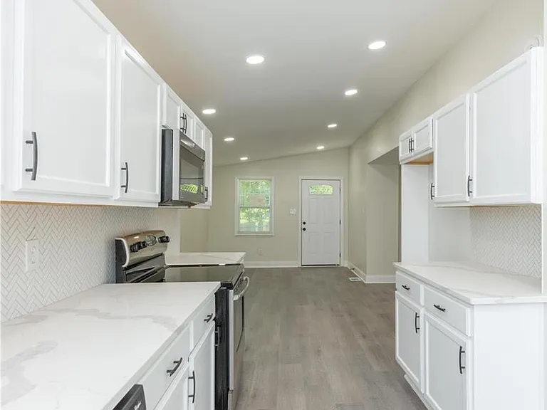 1645 Abner Ter NW — Photo 10