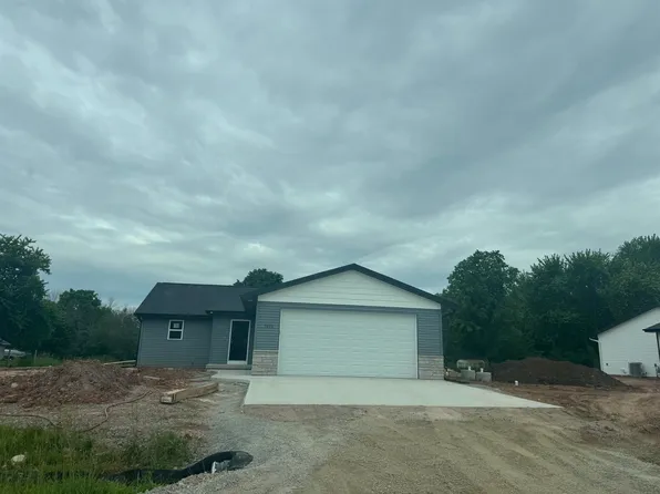 5099 Tamarack Trl, Oshkosh, WI 54904