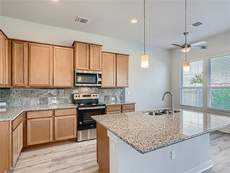 1309 Showbox St #6 — Photo 9