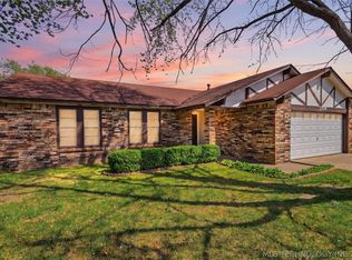 1204 SW 12th Pl, Wagoner, OK 74467