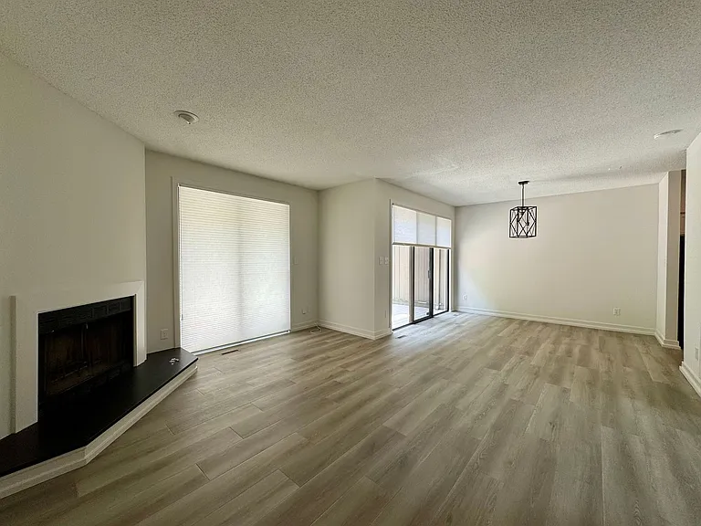 7 Dartford Ct — Photo 6