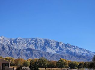 7 E Alary Ln, Corrales, NM 87048