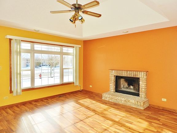 5th image of 1319 W Norley Ave