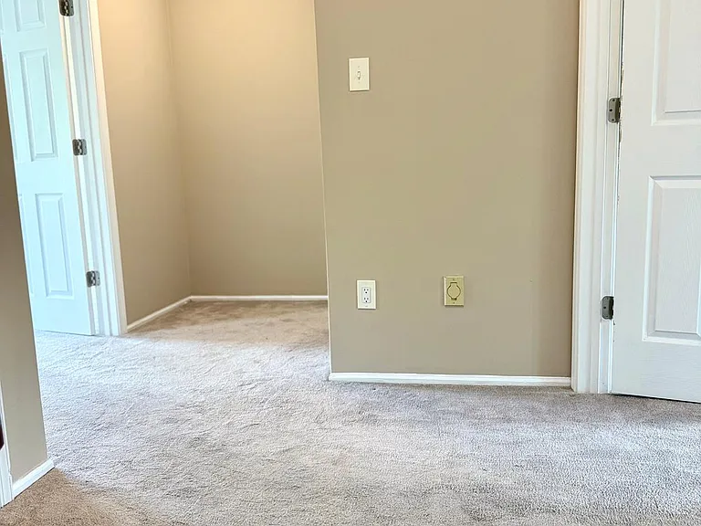 103 Bedford Pl — Photo 22