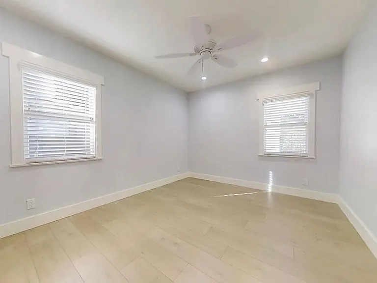 721 W Almond Ave — Photo 7