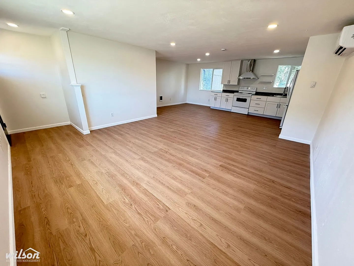 3-Bedroom, 1.5-Bath Home for Rent in West Valley! — Photo 2