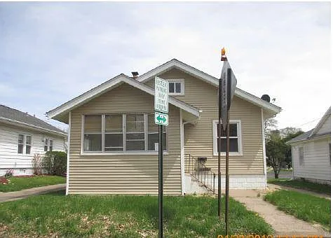 1833 23rd St photo 1