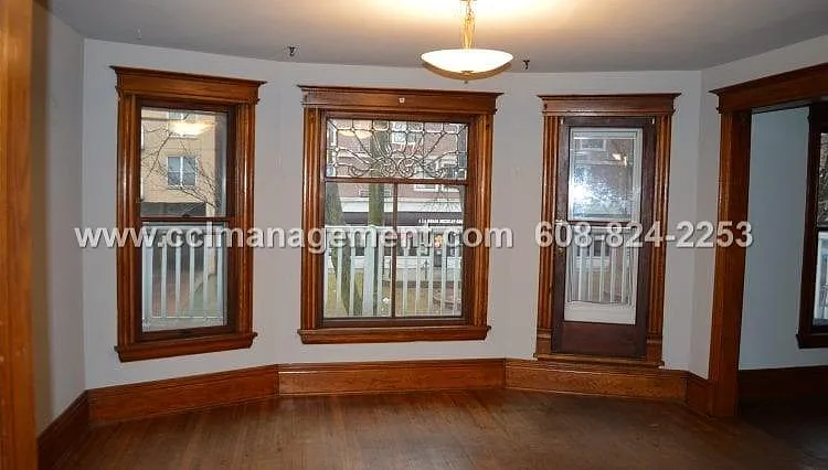 16 N Broom St #2 — Photo 13