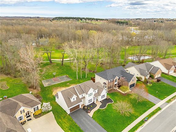 3rd image of 725 Rookery Way