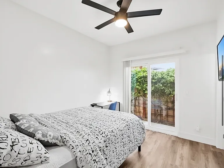 12428 Lilac Ct — Photo 6
