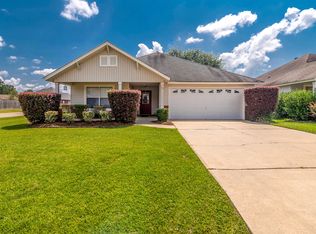 15 Southvillage Ln, Petal, MS 39465
