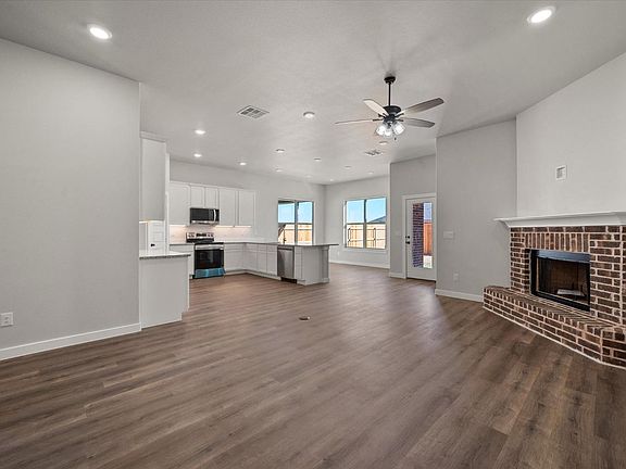 3rd image of 2904 Corpus Ave