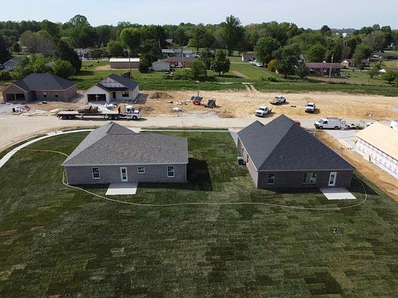 4th image of 330 Cinchpost Cir