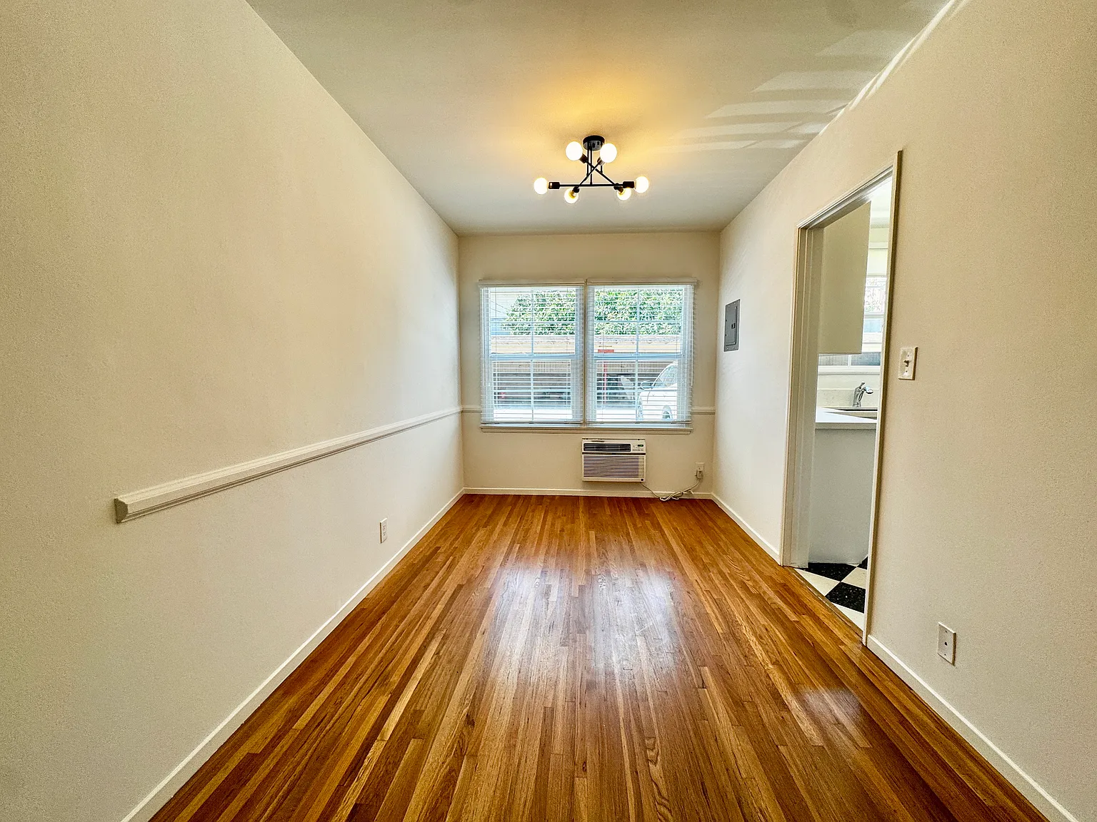1 bed, 650 sqft, $2,095 — Photo 2