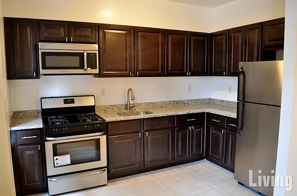 Rented by Living New York | media 9