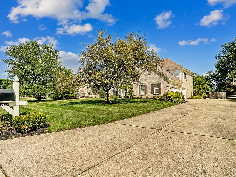 11410 Avant Ln — Photo 5