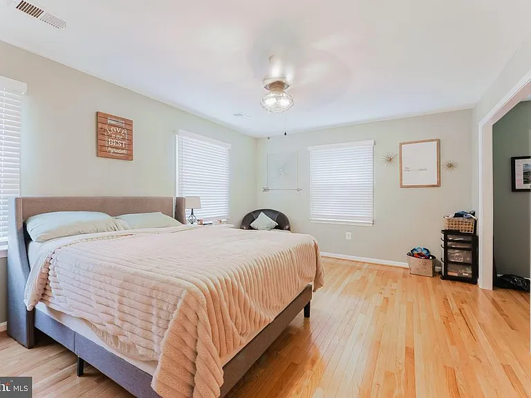 8001 Bethelen Woods Ln — Photo 9