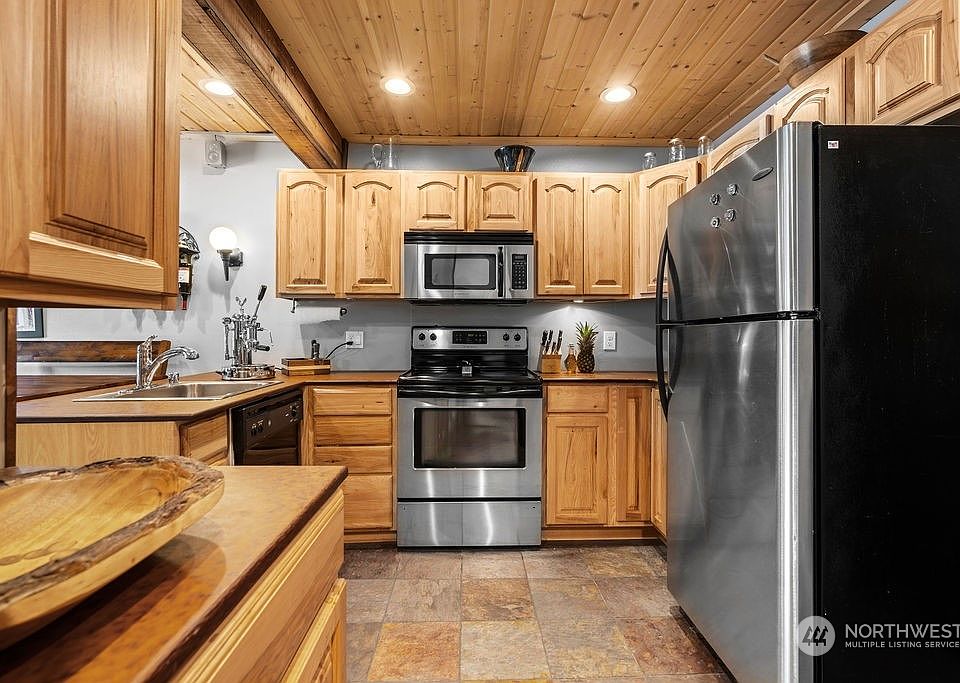 1st image of 28600 N Mt. Spokane Park Drive #636
