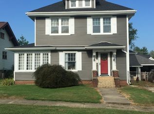 711 SE 1st St, Washington, IN