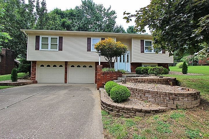 1st image of 1539 Amblewood Dr