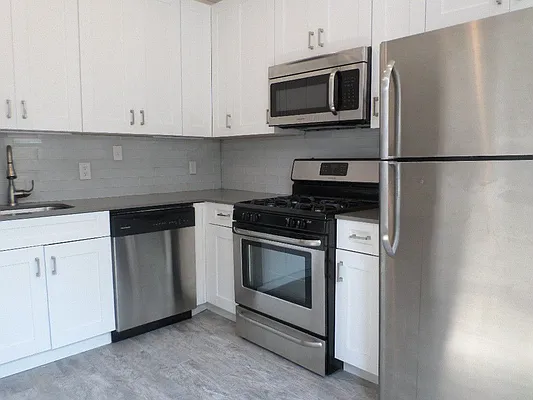 Rented by Keller Williams NYC | media 17